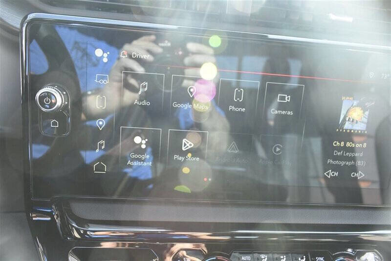 Used 2025 GMC Sierra 3500 AT4 w/ AT4 Premium Plus Package image 22