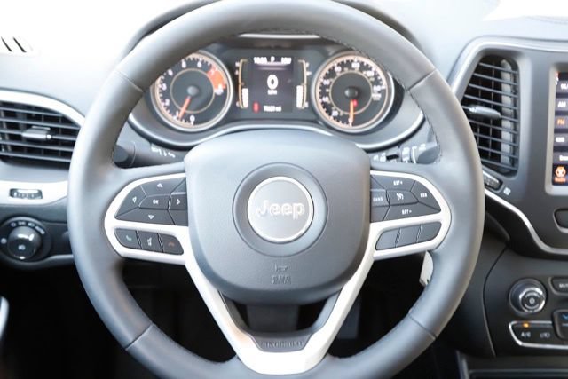 Used 2022 Jeep Cherokee Latitude w/ Sun & Sound Group AWD/4WD image 17