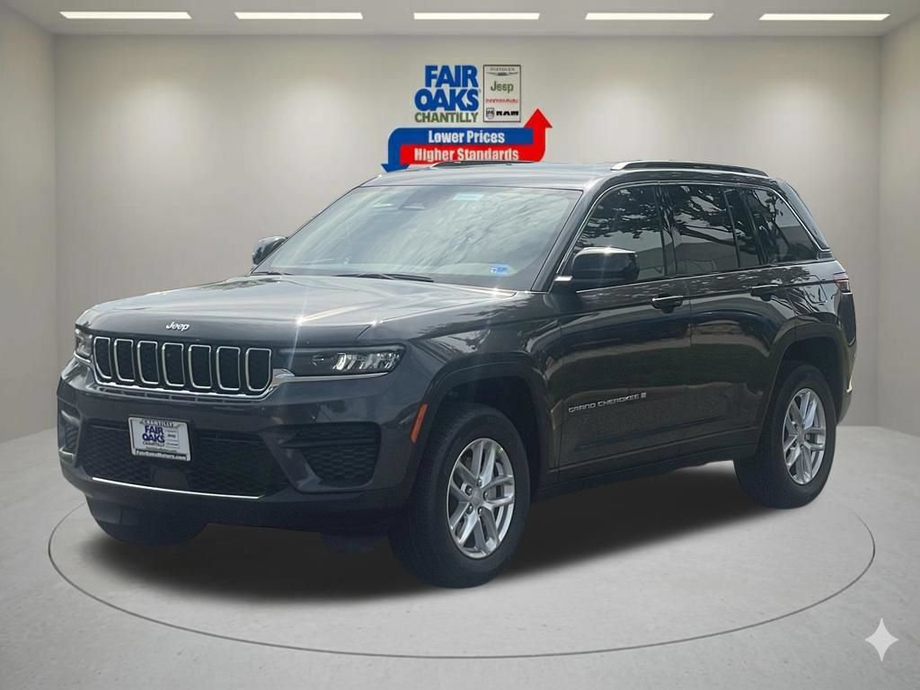 New 2026 Jeep Grand Cherokee Laredo X AWD/4WD image 2