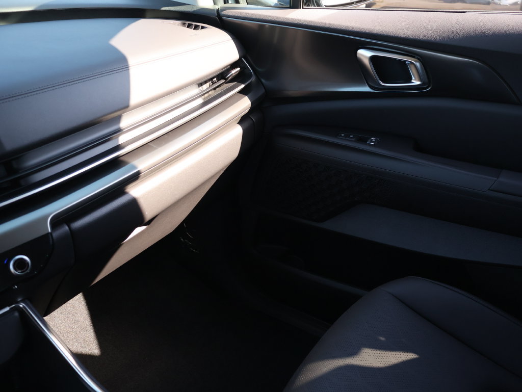 New 2027 Kia Carnival SX FWD image 28