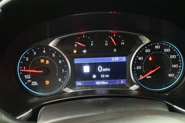 Used 2019 Chevrolet Equinox LT w/ Sun & Navigation Package AWD/4WD image 3