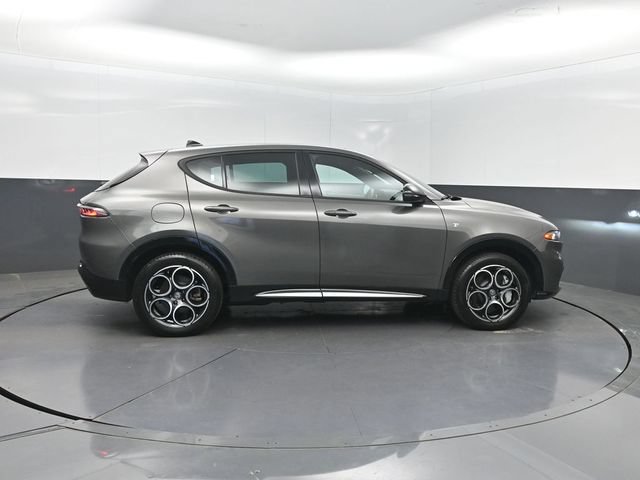 Used 2024 Alfa Romeo Tonale Ti AWD/4WD image 30