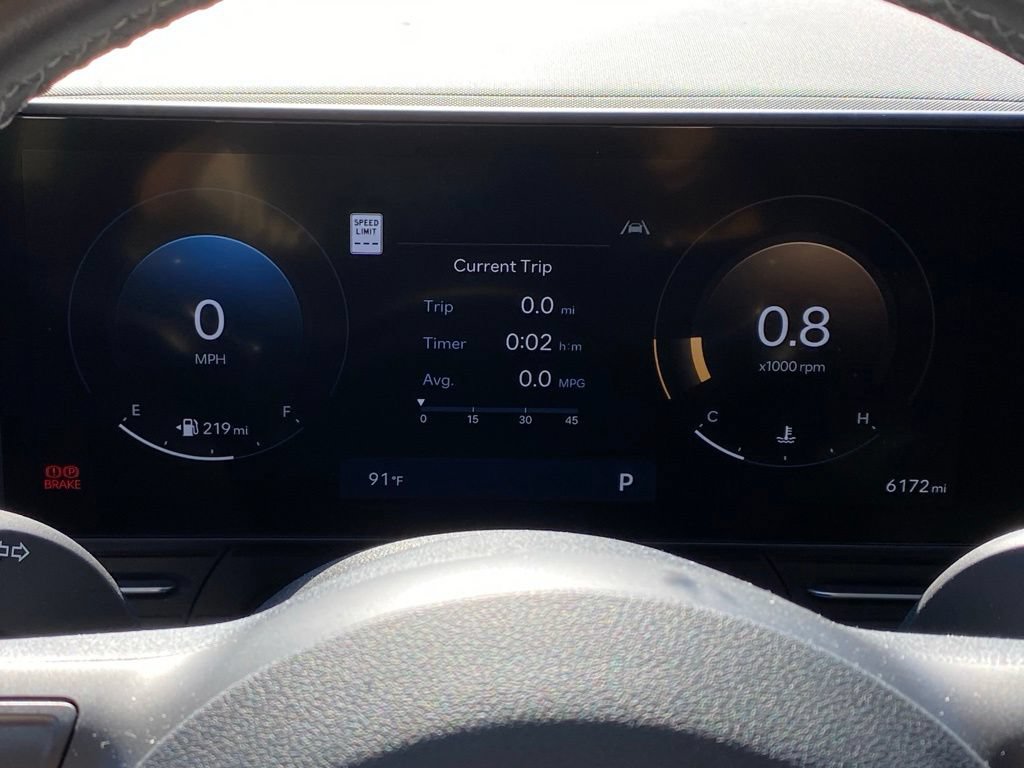 Used 2025 Hyundai Kona SEL FWD image 12