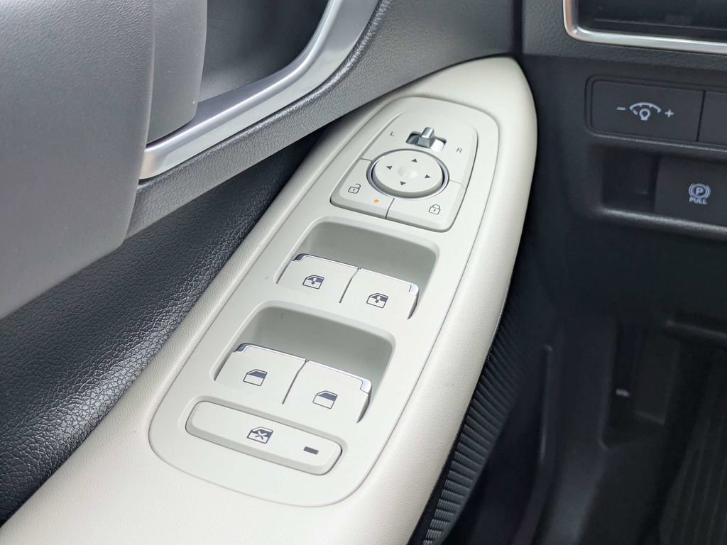 Used 2024 Hyundai Sonata SEL FWD image 22