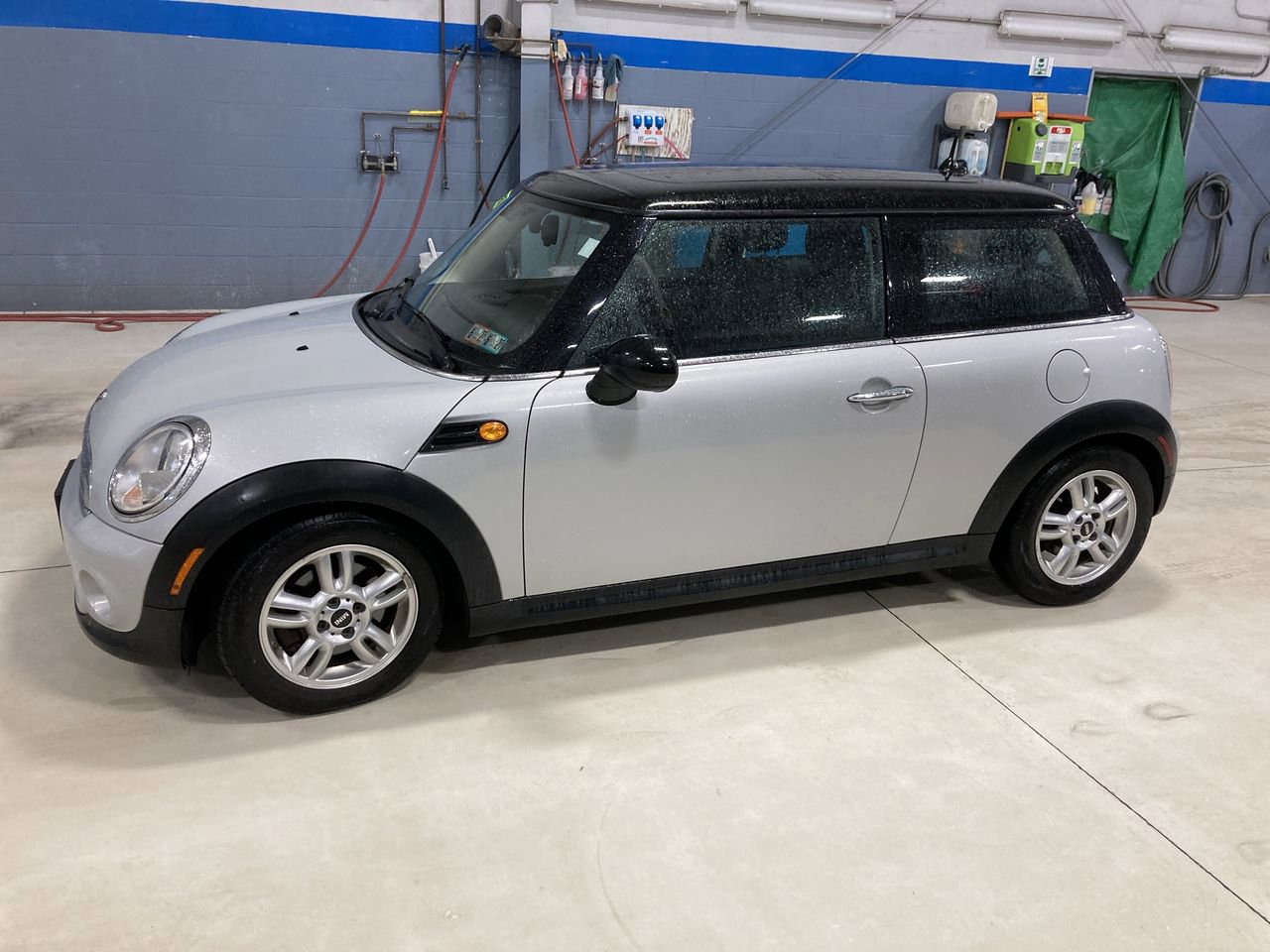 Used 2013 MINI Cooper Hardtop FWD image 4
