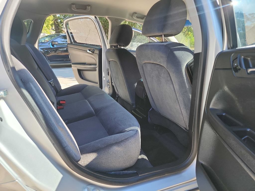 Used 2015 Chevrolet Impala Police FWD image 28