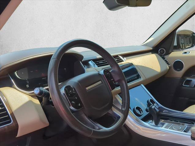 Used 2018 Land Rover Range Rover Sport HSE image 10