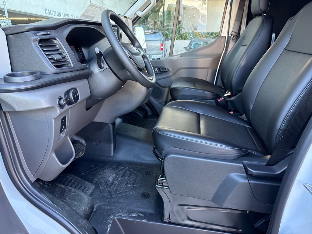 New 2026 Ford Transit 250 148 Medium Roof w/ Load Area Protection Package image 19