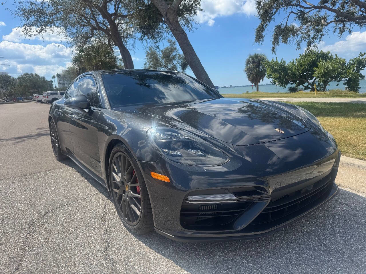 Used 2017 Porsche Panamera Turbo w/ Sport Package image 27