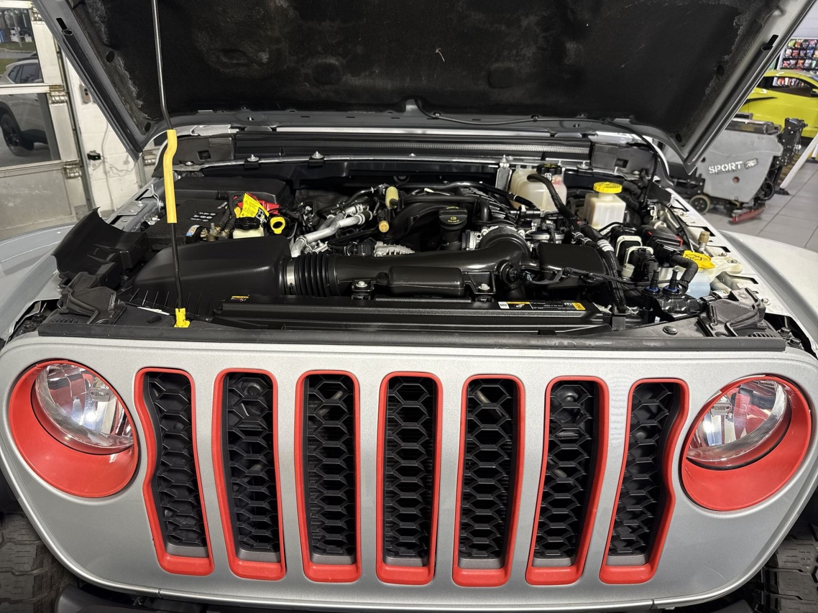 Used 2023 Jeep Gladiator Rubicon w/ Cold Weather Group AWD/4WD image 34