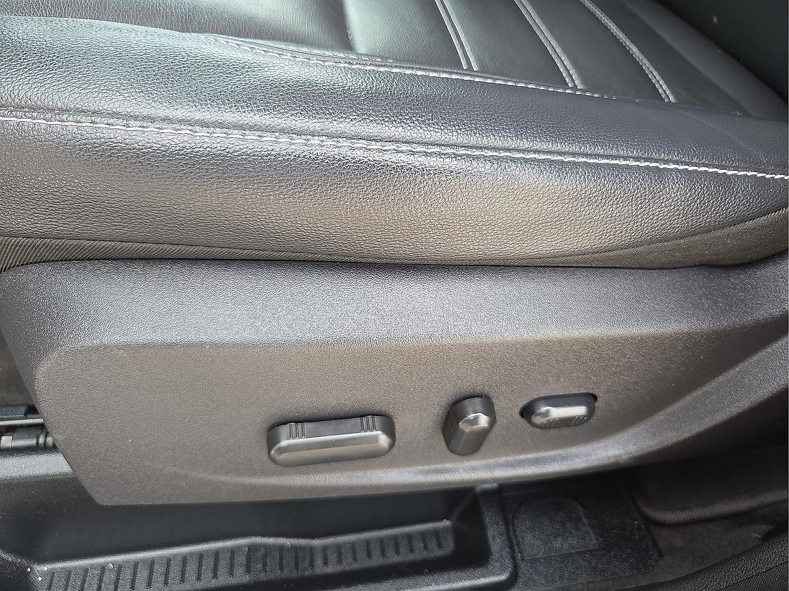 Used 2018 Ford Escape Titanium FWD image 14