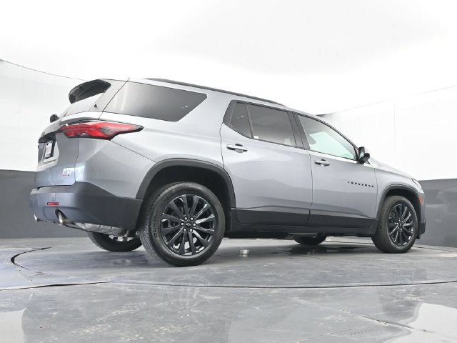 Used 2023 Chevrolet Traverse RS w/ LPO, Floor Liner Package AWD/4WD image 47