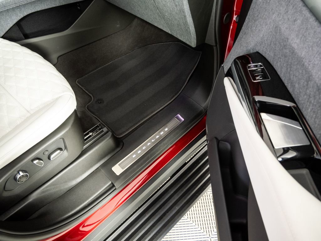 Used 2026 Cadillac Escalade V image 26