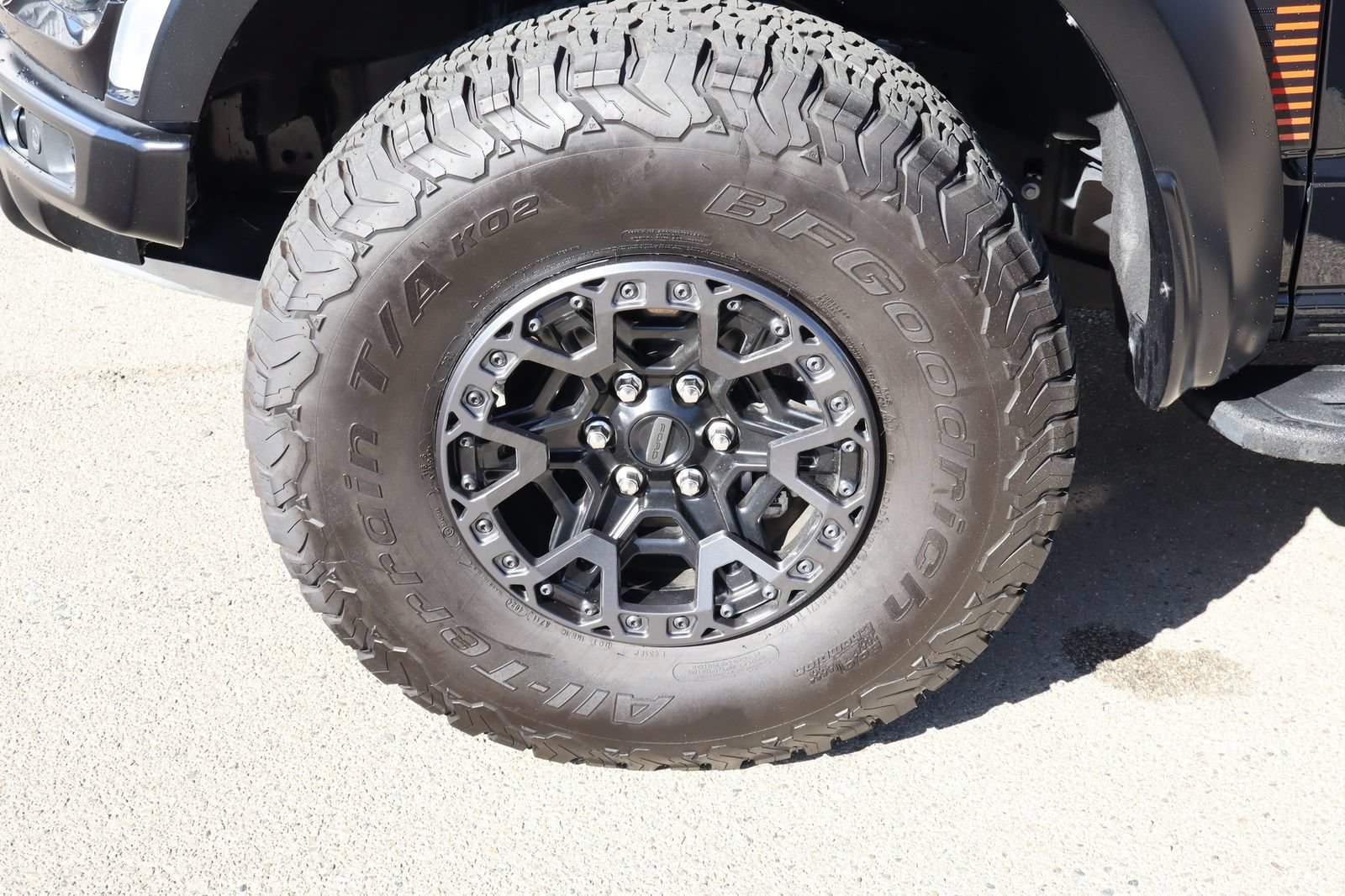 Used 2025 Ford F150 Raptor w/ Equipment Group 803A Raptor R AWD/4WD image 14