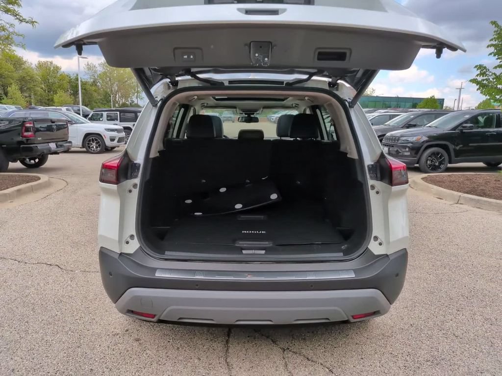 Used 2021 Nissan Rogue SL w/ Premium Package AWD/4WD image 8