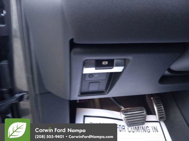 Used 2021 Land Rover Defender 90 X-Dynamic S image 13