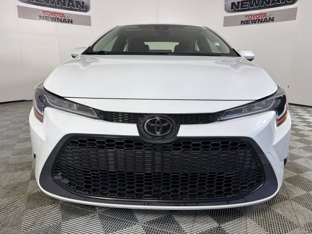 Used 2022 Toyota Corolla LE image 8
