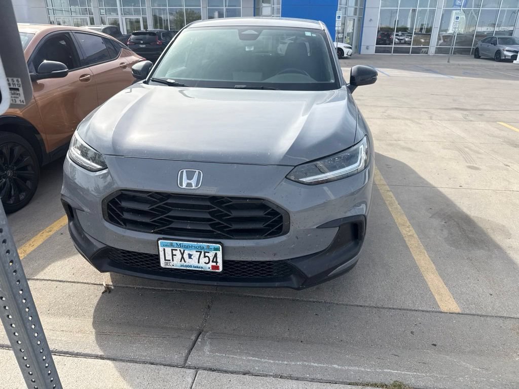 Used 2024 Honda HR-V Sport image 2