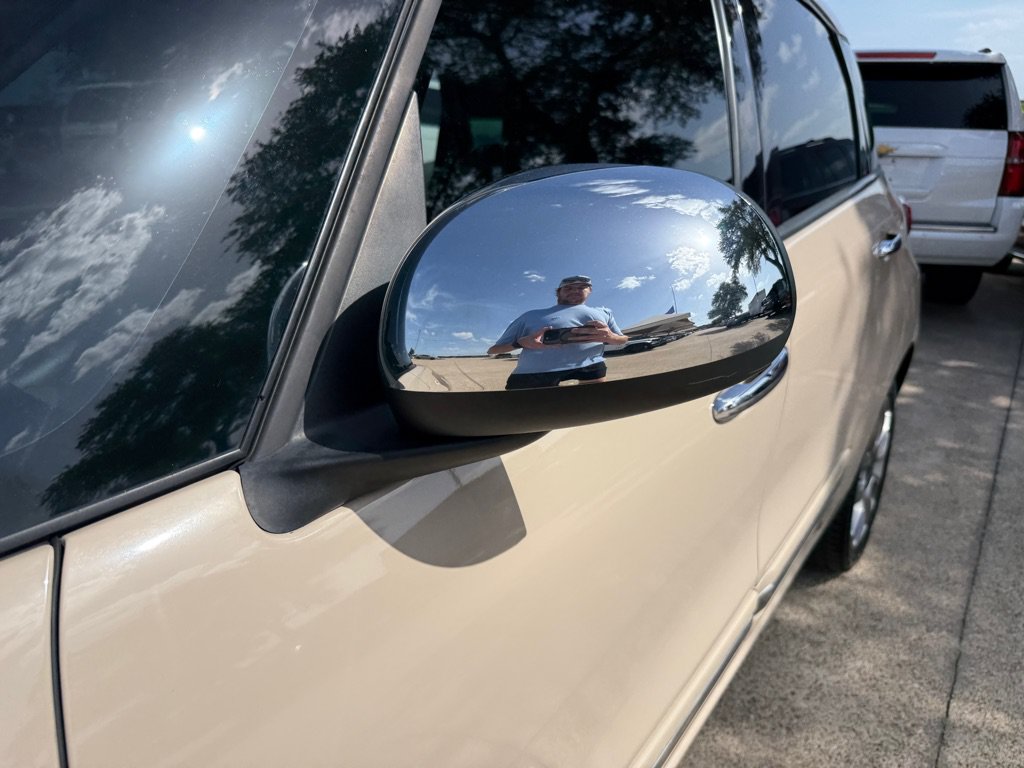 Used 2014 FIAT 500L Lounge FWD image 10