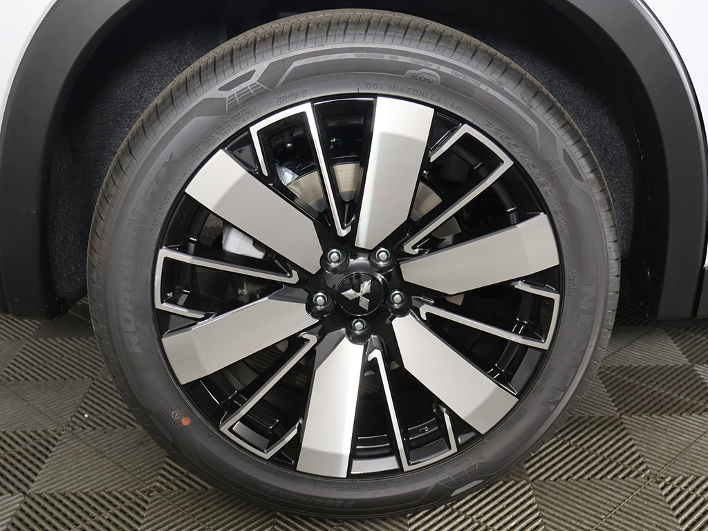 New 2026 Mitsubishi Outlander SE AWD/4WD image 23