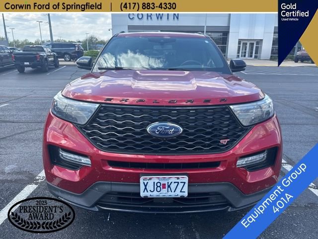 Used 2023 Ford Explorer ST w/ Equipment Group 401A image 2