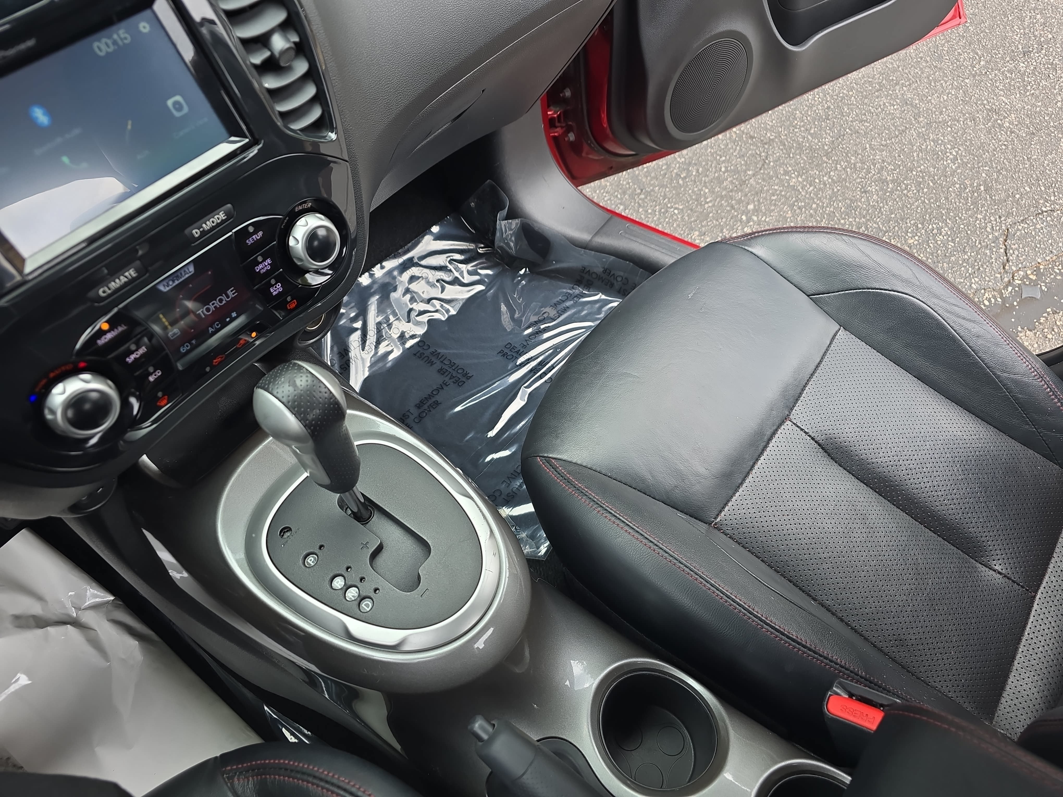 Used 2012 Nissan Juke SL AWD/4WD image 23