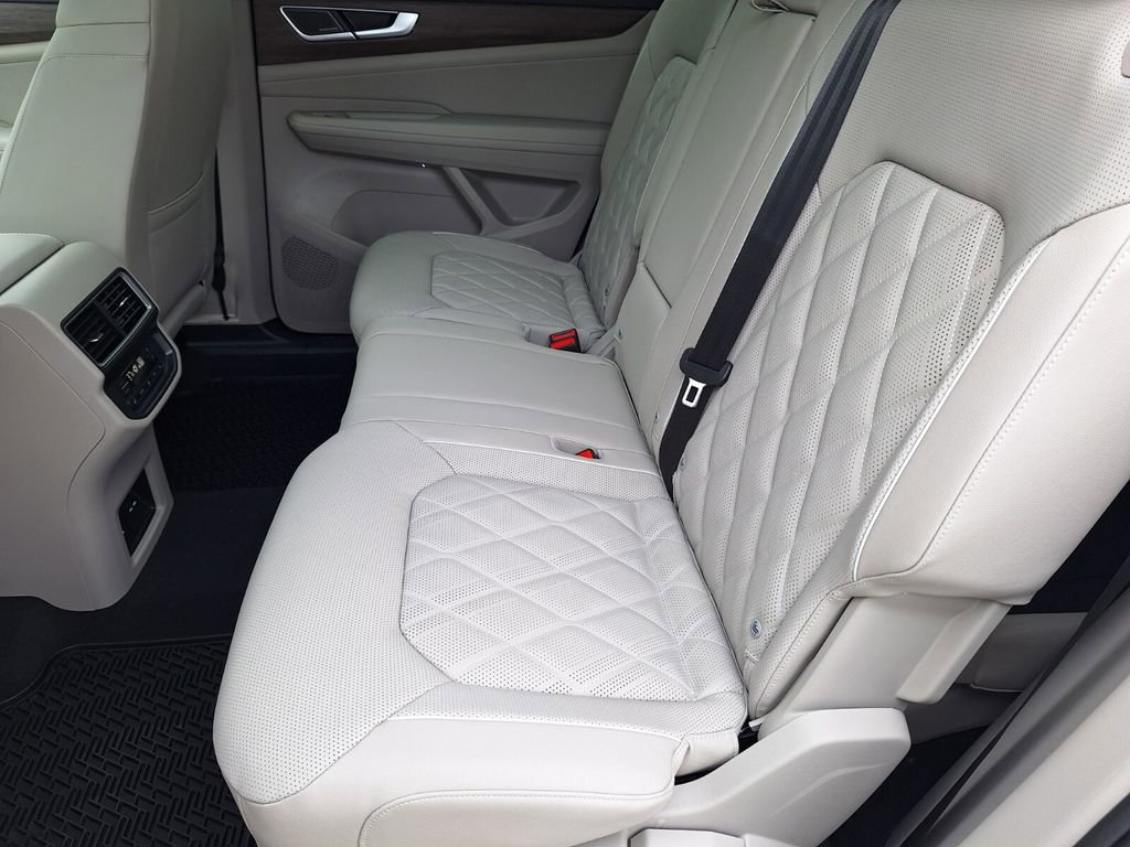 New 2026 Volkswagen Atlas SEL Premium R-Line image 23