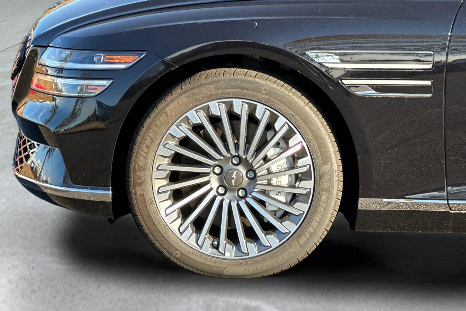 New 2024 Genesis G80 image 31