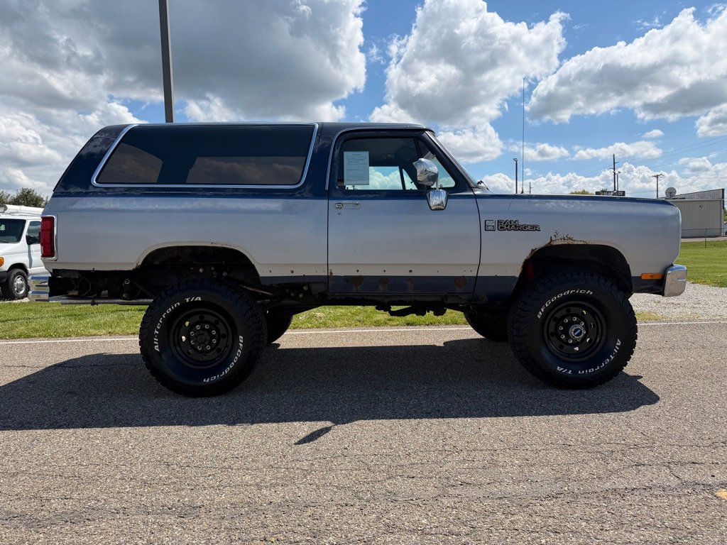 Used 1990 Dodge Ramcharger 4WD image 20