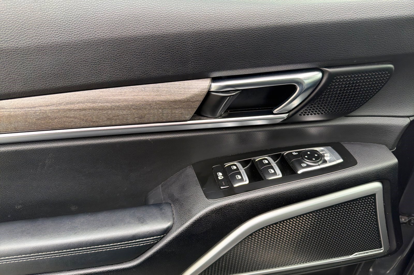 Used 2021 Kia Telluride EX w/ EX Premium Package image 12