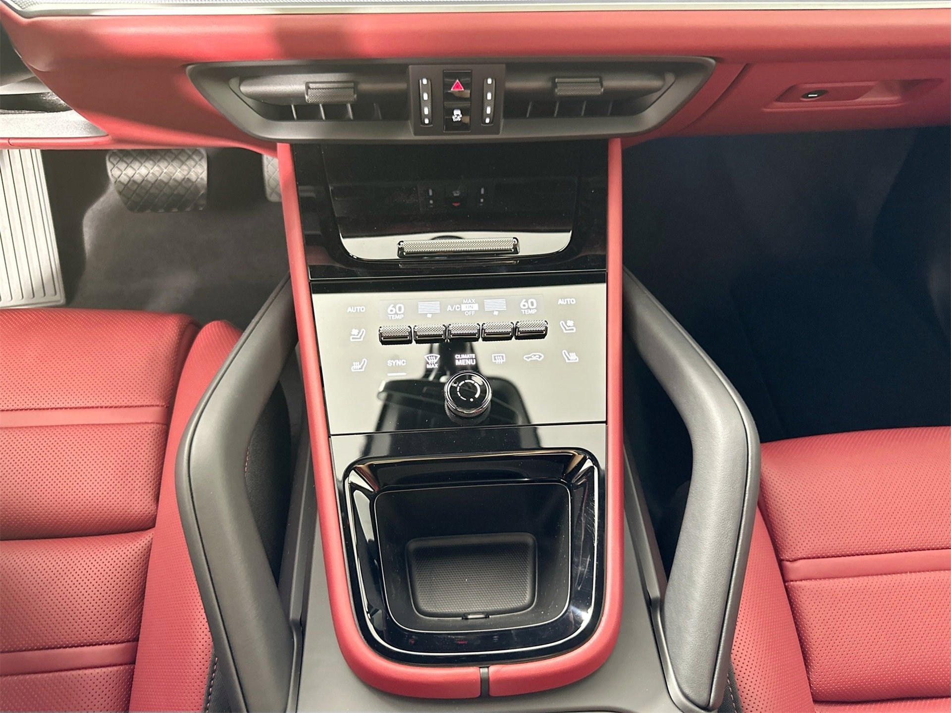New 2026 Porsche Cayenne Coupe image 23