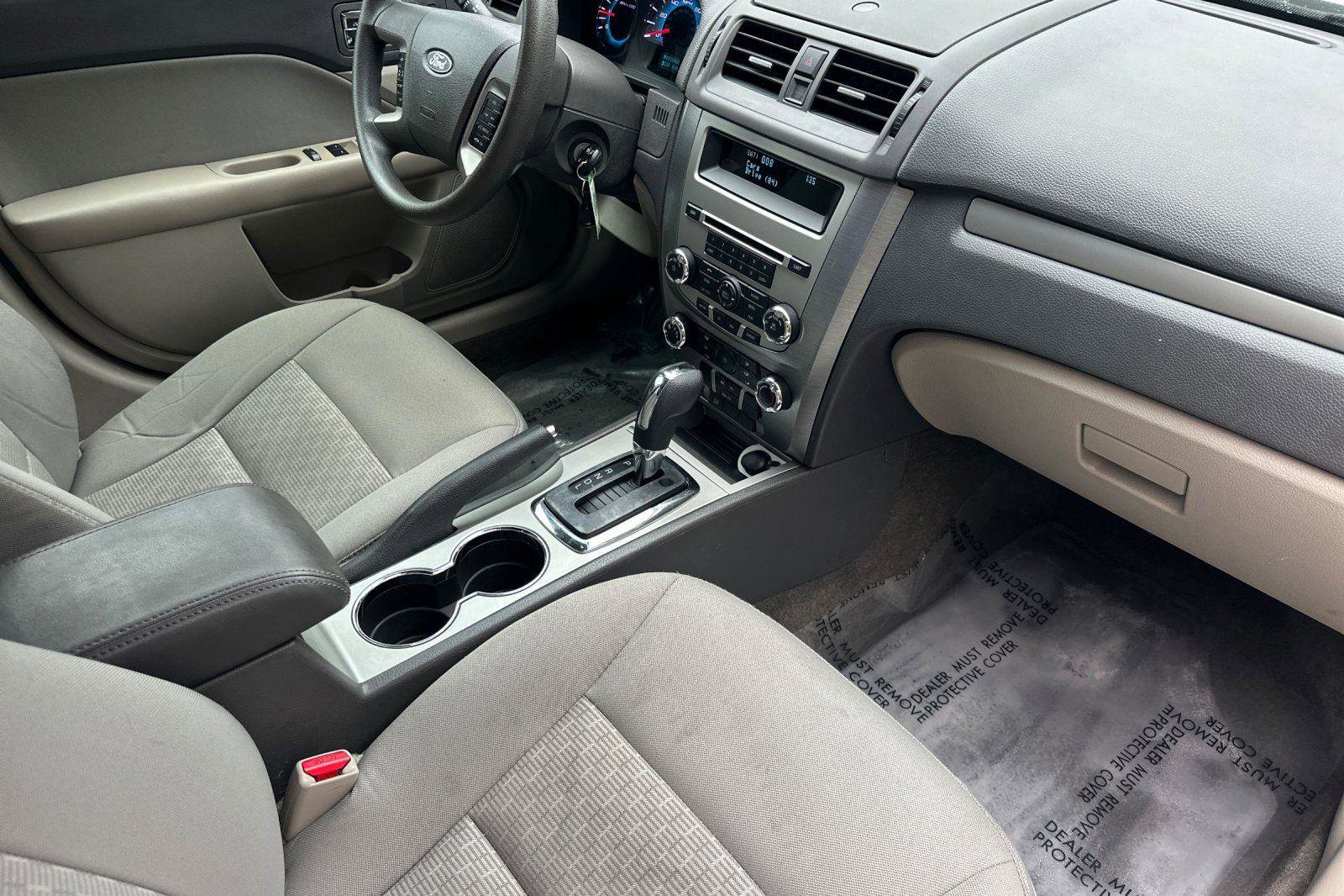 Used 2011 Ford Fusion SE w/ 201A Rapid Spec Order Code image 16