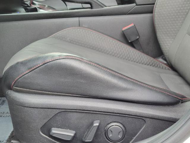 Used 2022 Hyundai Elantra N Line image 23