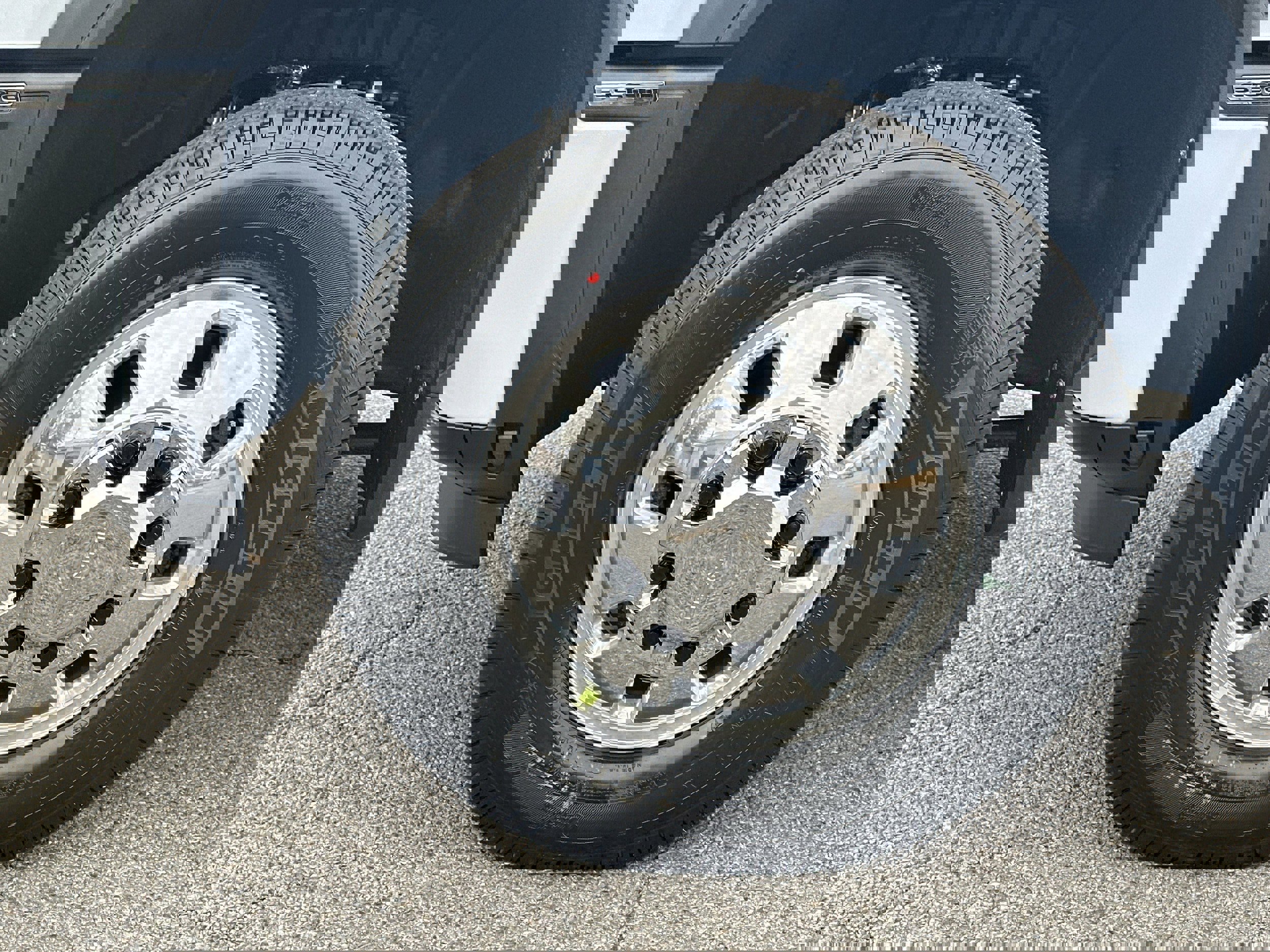 New 2026 GMC Sierra 3500 Denali w/ Denali Reserve Package image 11