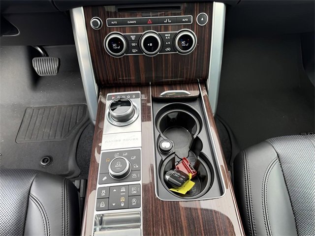 Used 2017 Land Rover Range Rover HSE image 18