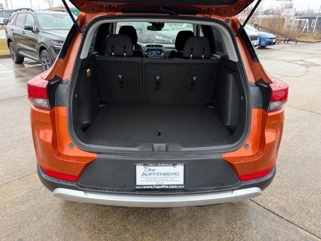 Used 2023 Chevrolet TrailBlazer LT w/ Convenience Package image 4