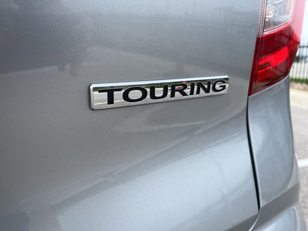 Used 2019 Honda Pilot Touring image 9