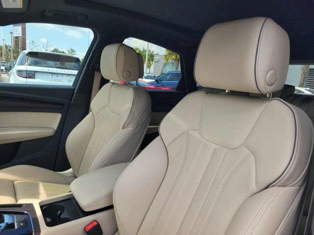Certified 2023 Audi Q5 2.0T Premium w/ Convenience Package image 16