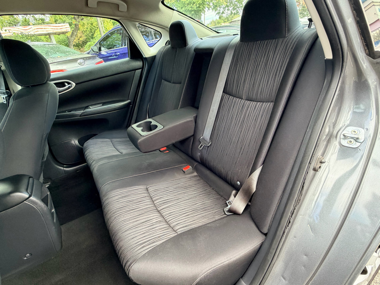 Used 2016 Nissan Sentra SV image 17