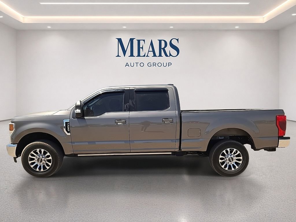 Used 2022 Ford F250 Lariat w/ Lariat Value Package RWD image 2
