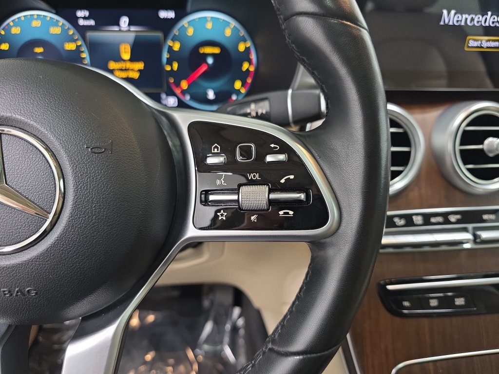 Used 2022 Mercedes-Benz GLC 300 4MATIC image 18