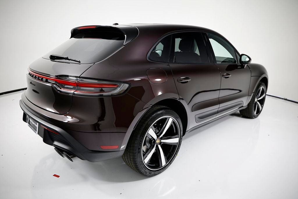 New 2026 Porsche Macan AWD/4WD image 5
