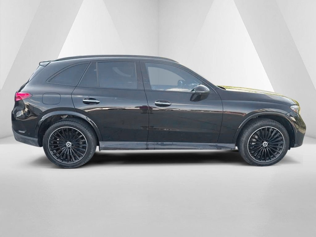 Used 2024 Mercedes-Benz GLC 300 4MATIC image 8