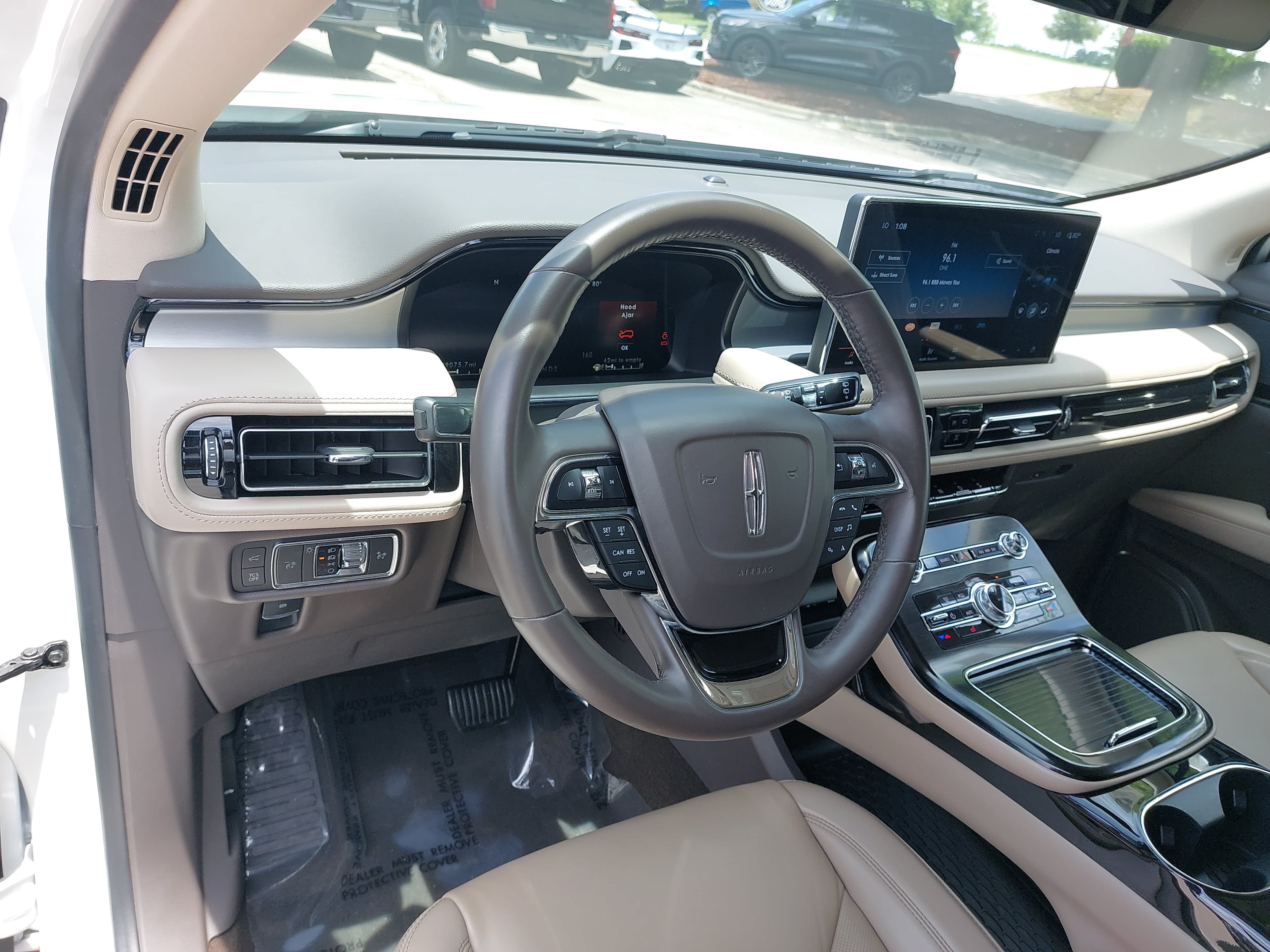 Used 2021 Lincoln Nautilus FWD w/ Equipment Group 101A image 16