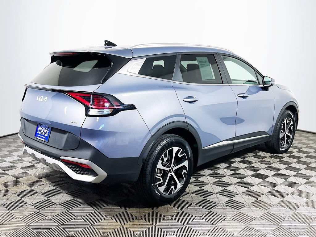 Used 2024 Kia Sportage EX AWD/4WD image 7