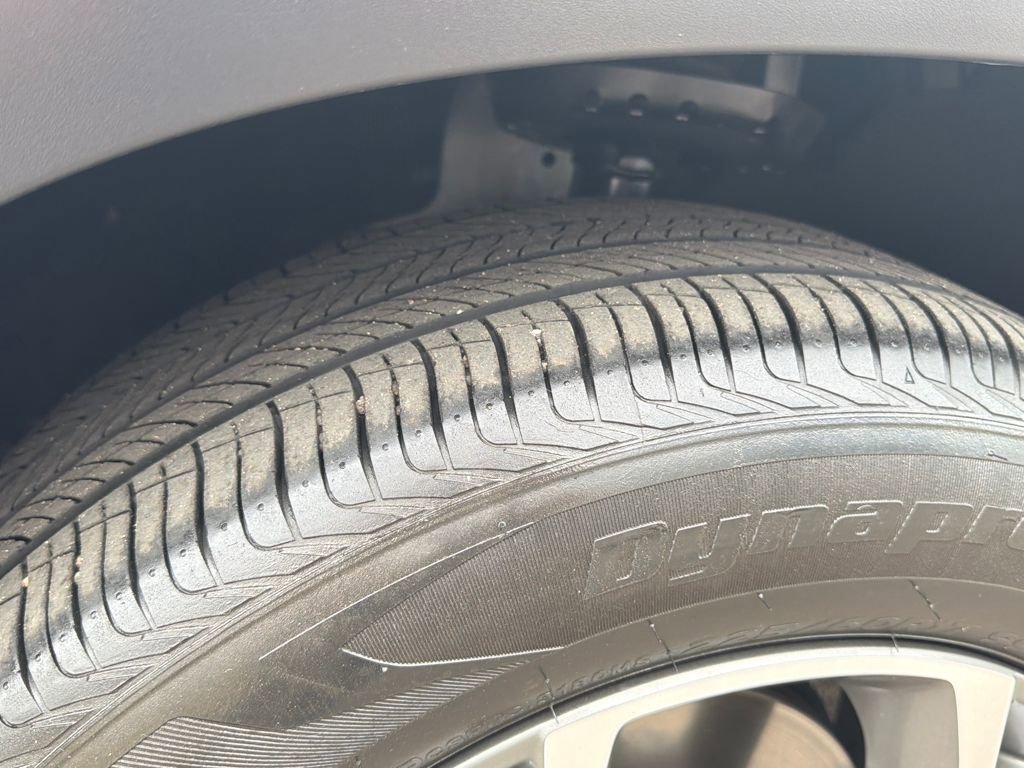 Used 2024 Chevrolet Trax LT w/ Sunroof Package image 27