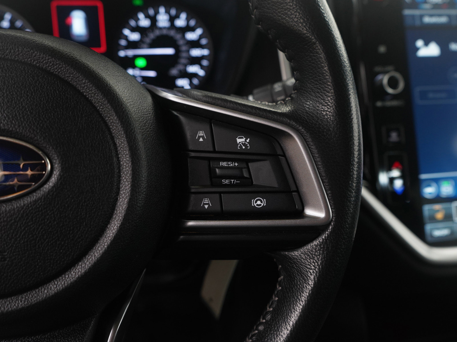 Used 2023 Subaru Ascent Premium image 21