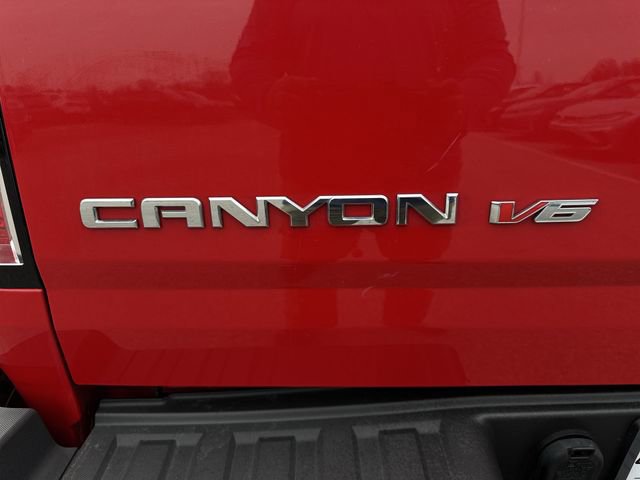 Used 2018 GMC Canyon SLE w/ SLE Convenience Package image 30