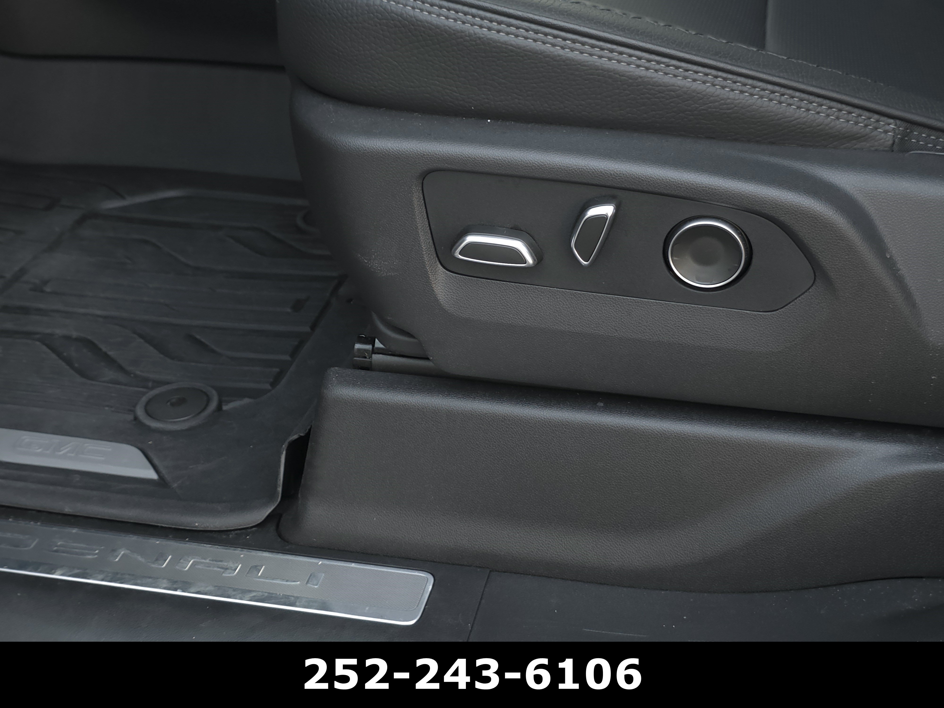 Used 2026 GMC Sierra 2500 Denali AWD/4WD image 27