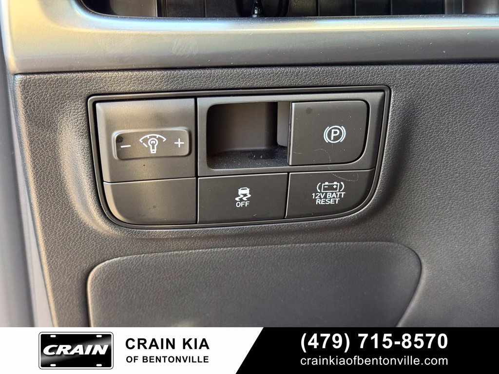 Used 2026 Hyundai Tucson Blue SE w/ Tow & Go Package AWD/4WD image 12